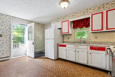 13 Mulberry Street, Buxton, ME 04093 - Photo 8