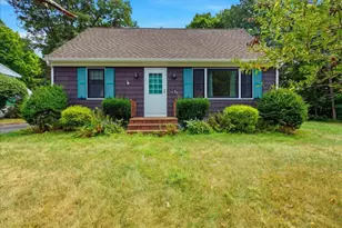 35 Hillside Rd, Portland, ME 04103 - Photo 1