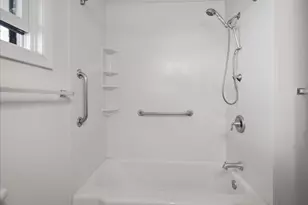 35 Hillside Rd, Portland, ME 04103 - Photo 14