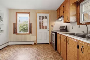 35 Hillside Rd, Portland, ME 04103 - Photo 12