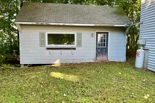 18 Elm St, Dexter, ME 04930 - Photo 64