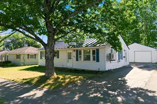 56 Jowett St, Bangor, ME 04401 - Photo 4