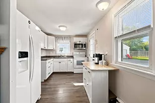 56 Jowett St, Bangor, ME 04401 - Photo 8