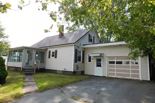 97 County Rd, Milford, ME 04461 - Photo 4