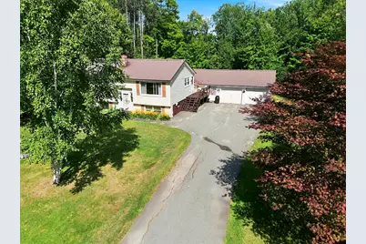 41 Crescent Street, Skowhegan, ME 04976 - Photo 12
