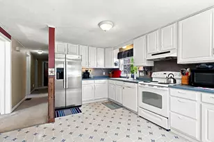 41 Crescent St, Skowhegan, ME 04976 - Photo 20