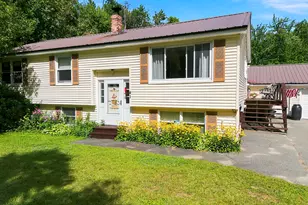 41 Crescent St, Skowhegan, ME 04976 - Photo 4