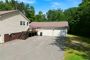 41 Crescent St, Skowhegan, ME 04976 - Photo 6