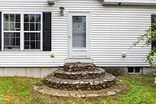 5 Moore St, Bridgton, ME 04009 - Photo 4