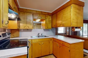 1338 Sabattus St, Lewiston, ME 04240 - Photo 6