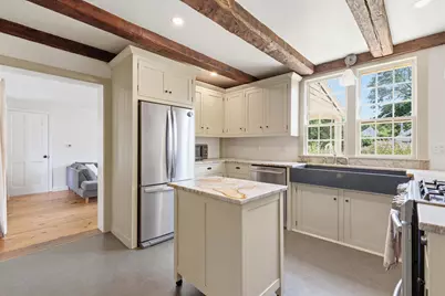 284 W Main Street, Yarmouth, ME 04096 - Photo 14