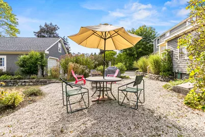 284 W Main Street, Yarmouth, ME 04096 - Photo 6