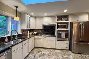 16 Bartlett St, Machias, ME 04654 - Photo 8