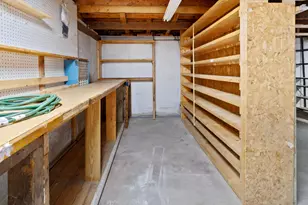 2 Meadow Ln, Kittery, ME 03904 - Photo 20