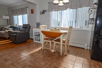 809 Somerset Street, Rumford, ME 04276 - Photo 10