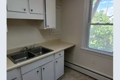 63 Jefferson Street, Bangor, ME 04401 - Photo 12