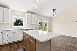 6 Mariner Wy, Augusta, ME 04330 - Photo 8