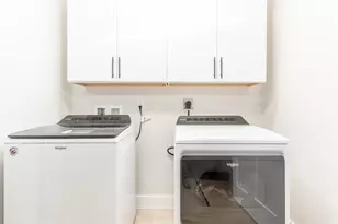 77 Lambert St, Portland, ME 04103 - Photo 16