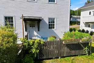 51 Winthrop St, Hallowell, ME 04347 - Photo 4