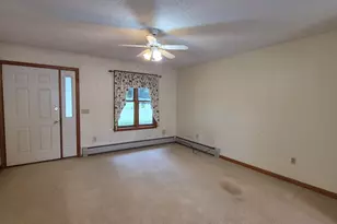 40 Meadow View Ln, Winslow, ME 04901 - Photo 10