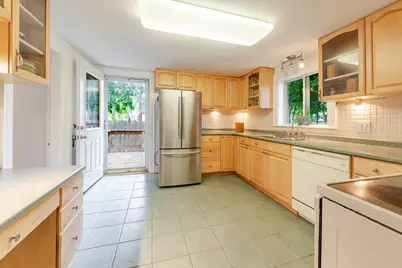 12 Ridgeland Avenue, South Portland, ME 04106 - Photo 8