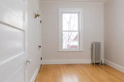 16 Montrose Avenue, Portland, ME 04103 - Photo 10