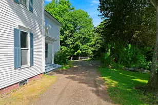 52 Kinderhook St, Randolph, ME 04346 - Photo 4