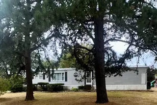 24 George St, Waterboro, ME 04061 - Photo 2