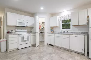 35 Grand View Dr, Limerick, ME 04048 - Photo 6