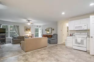 35 Grand View Dr, Limerick, ME 04048 - Photo 4