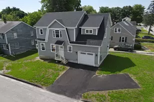 18 Green St, Westbrook, ME 04092 - Photo 2