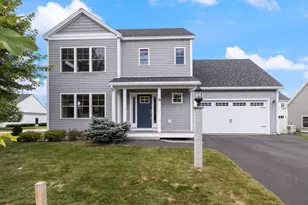 19 Nautical Dr, Cumberland, ME 04110 - Photo 1