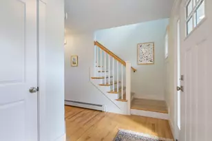 19 Nautical Dr, Cumberland, ME 04110 - Photo 2
