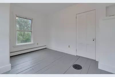 881 Main Street, Waterboro, ME 04087 - Photo 26