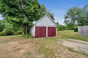 881 Main St, Waterboro, ME 04087 - Photo 2