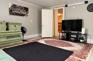 107 Broad St, Auburn, ME 04210 - Photo 16