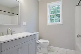 259 Dixon Rd, Lebanon, ME 04027 - Photo 32