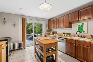 172 Bradley St, Portland, ME 04102 - Photo 14