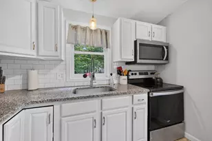 103 Sunny Brook Cir, Waterboro, ME 04061 - Photo 16