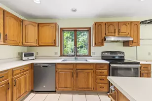 14 Marshview Dr, Gray, ME 04039 - Photo 4