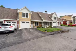 29 Agatha James Dr, Kennebunk, ME 04043 - Photo 2