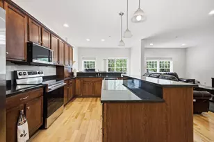 42 Harvest Hill Ln, Auburn, ME 04210 - Photo 2