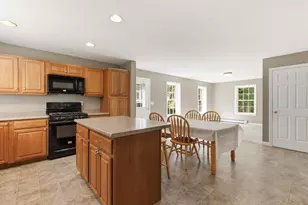 553 White Oak Hill Rd, Poland, ME 04274 - Photo 2