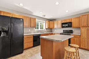 553 White Oak Hill Rd, Poland, ME 04274 - Photo 4