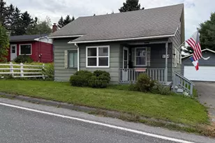 154 State St, Van Buren, ME 04785 - Photo 1