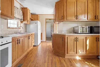 7 Autumn Lane, Lewiston, ME 04240 - Photo 12