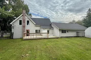 257 Pleasant St, Fort Kent, ME 04743 - Photo 6
