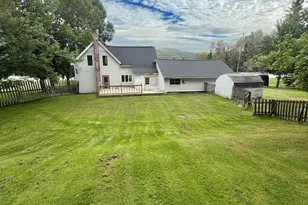 257 Pleasant St, Fort Kent, ME 04743 - Photo 10
