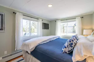 8 Railroad Ave, Kennebunk, ME 04043 - Photo 16