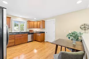 45 Sand Point Ln, Cumberland, ME 04110 - Photo 8